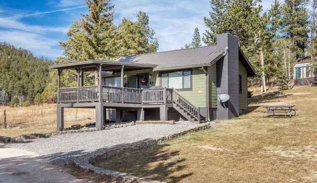 Rustling Pine Cabin