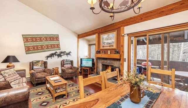 Sagebrush 1324: The Aspens- Enjoyable Condo with Updates Throughout
