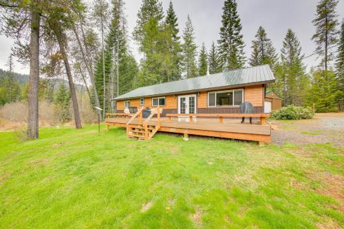 Scenic Priest Lake Vacation Rental: Deck + Views!