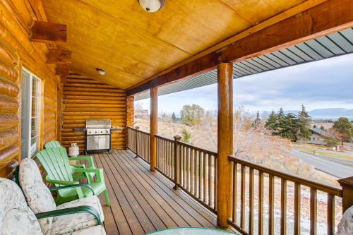 Scenic Views & Game Room: Garden City Retreat!