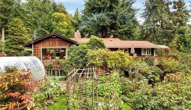 Seattle Vintage Retreat