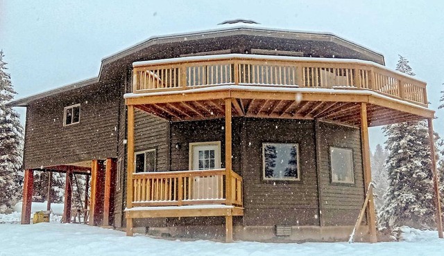 Secluded Cabin Rental for a Family Getaway in Coeur d'Alene, Idaho