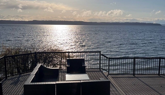 Secluded Low Bank Beach Front near Seattle