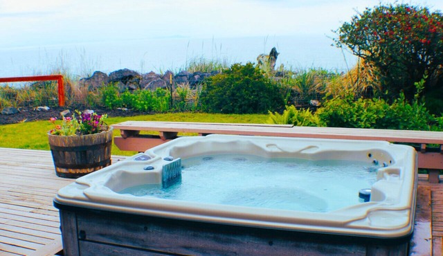 Secret Garden - Fabulous views of the Strait from the beach in Dungeness