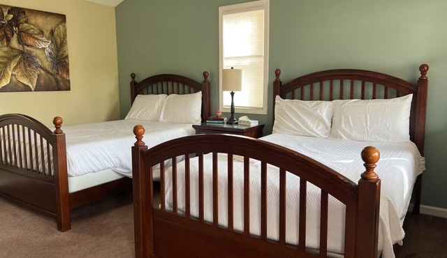 Serene Cedar's Edge Room 1