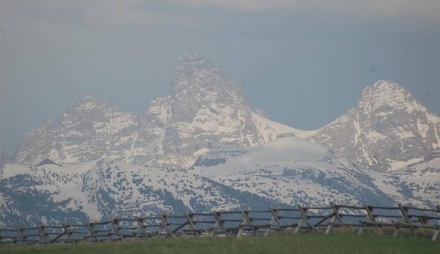 Ski Hill Road Vacation Home - 7.5 miles from Grand Targhee Resort