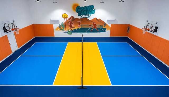 Sleeps 34 | Indoor Pickleball | Hot Tub & Sauna
