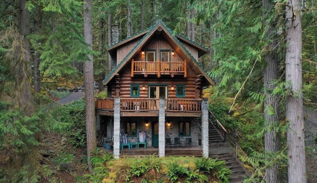 Snowline Luxury | Hot Tub, Pool & 3 Kings