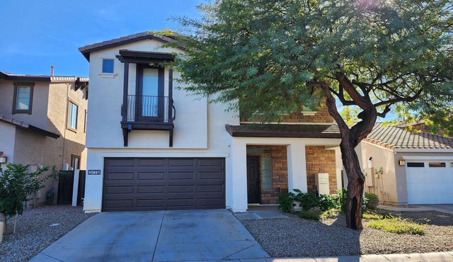 South Gilbert Home! Fully Furnished and Ready to go! 30 Day Min. in Gilbert