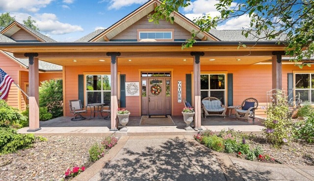 Spacious Bigfork Home w/Theater, Hot Tub & Games