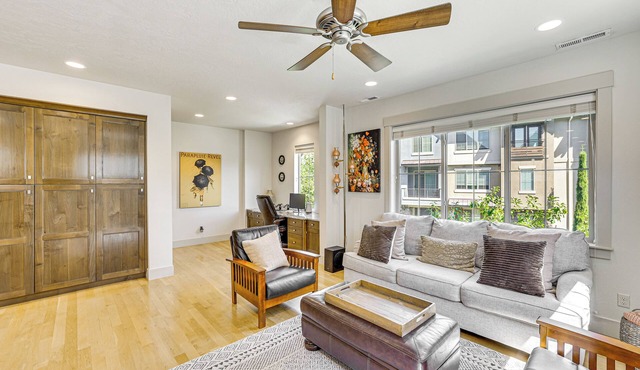 Spacious Boise Townhome ~ 5 Mi to Downtown