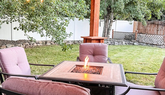 Spacious Home in Quiet Neighborhood with Large Patio!