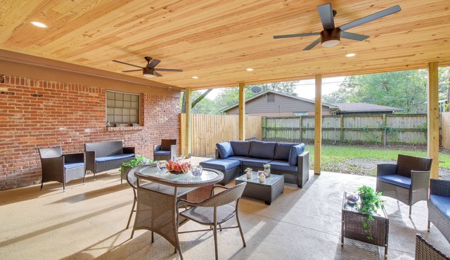 Spacious Little Rock Home w/Patio - 9 Mi to Dtwn!