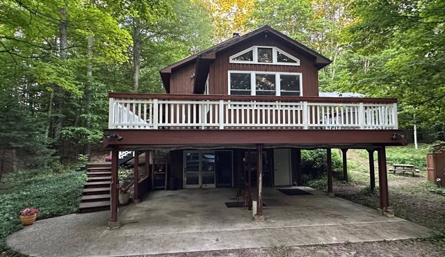 Spacious, Private Suttons Bay Oasis in the Woods