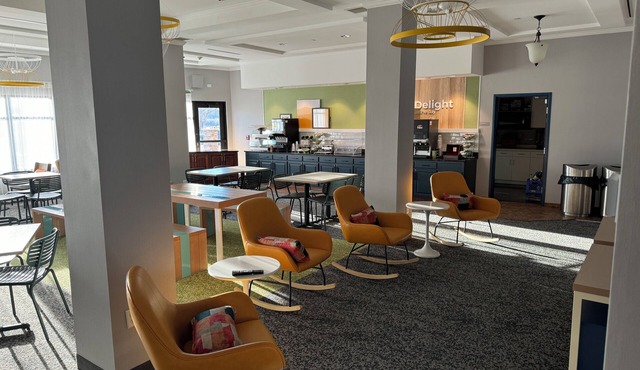 Spark by Hilton Glendive