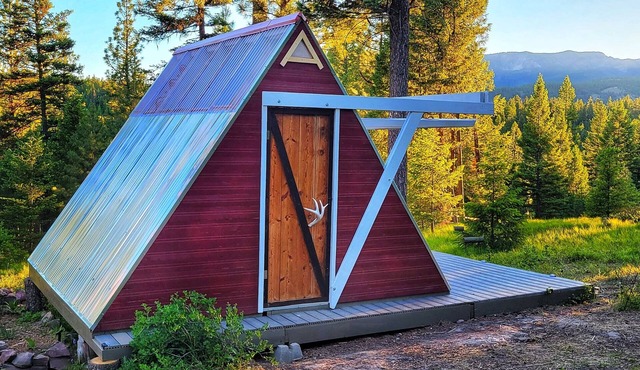 Stargazer Cabin - a Romantic Glamping Cabin Near Missoula, Montana