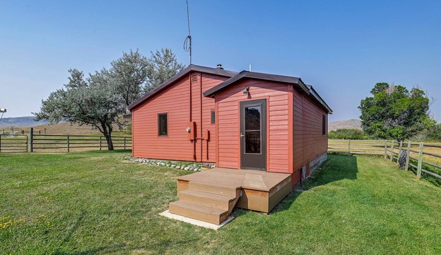 Stillwater River Cabin: Private Access to Fishing in Absarokee