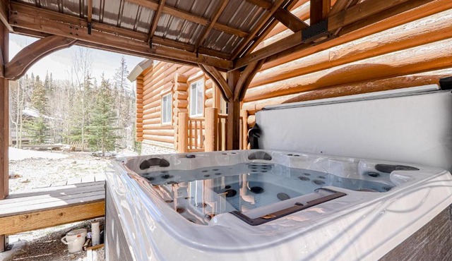 Stone's Throw Cabin