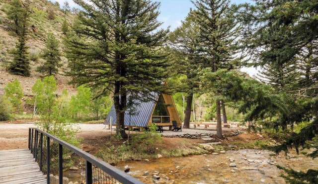 Streamfront A-Frame | Sauna | Fire Pit | Lostfork