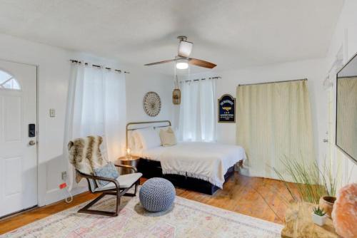 Studio Oasis Private Patio Super Walkable Midtown