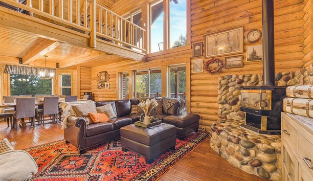 Stunning 3-Story Cabin for Yellowstone Adventure: Foosball Table, Firepit, More!