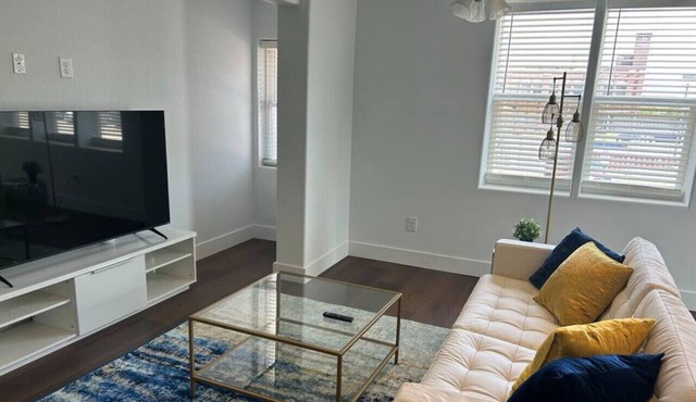 Stylish Renovated Downtown Omaha