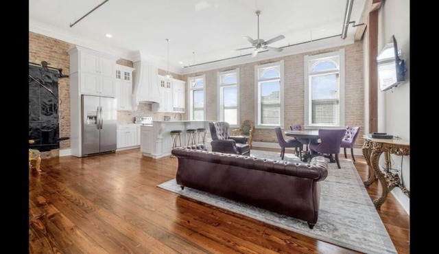 Stymest suites on main