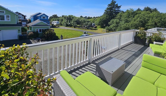 Sunkissed 3BR | Oceanview Beach Home