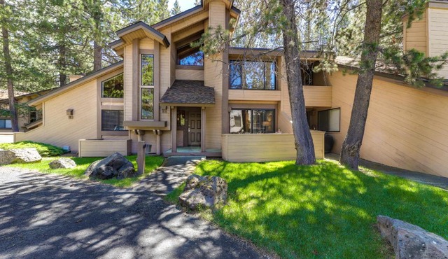 Sunriver Resort's Tennis Village 53