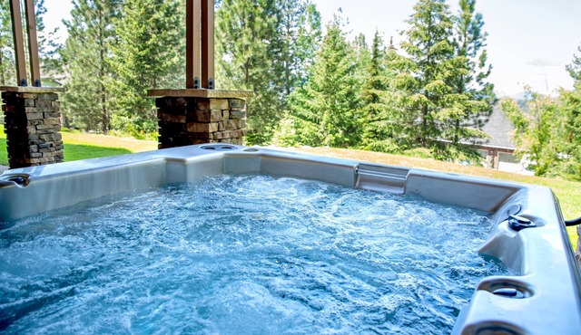 Sunset Hill - Hot Tub by the Lake