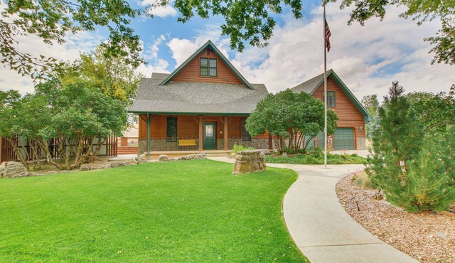 'Sunshine Ranch' in Idaho: Outdoor Living & Views!