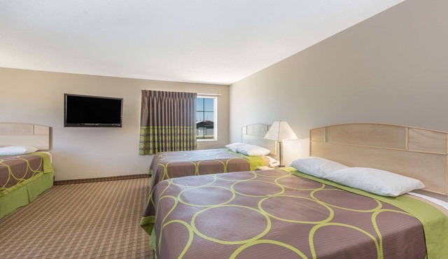 Super 8 by Wyndham Carroll/East