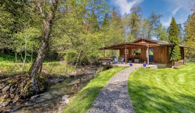 Surround Yourself in Nature at Biscuit Ridge Cabin