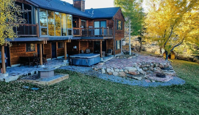 Sweet Water Cabin – Peaceful Lake View Cabin with Hot Tub