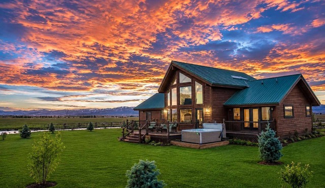 Teton Homestead: Moose View Cabin on 5 Acres