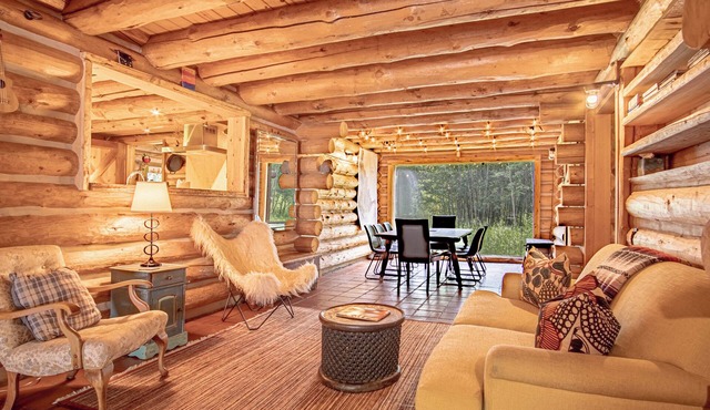 The Barn on Warm Springs Creek - 9 Riverfront Acres