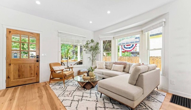 * The Bungalow at Hyde Park *