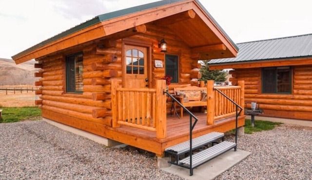 The Bunkhouse Cabin at J&J Cabins