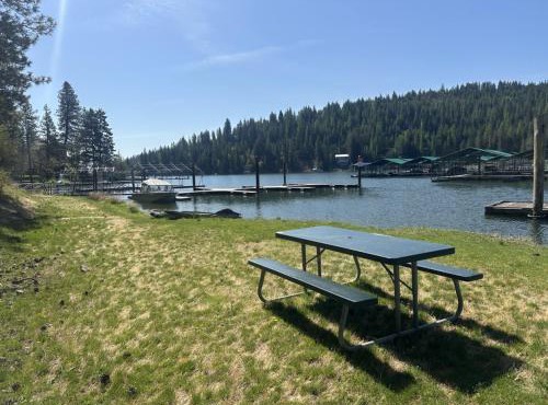 The CDA-frame - Lake Views with Boat Slip