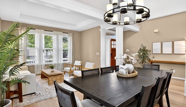 The Grove Refined NW Portland Living [5BR/2.5BA]