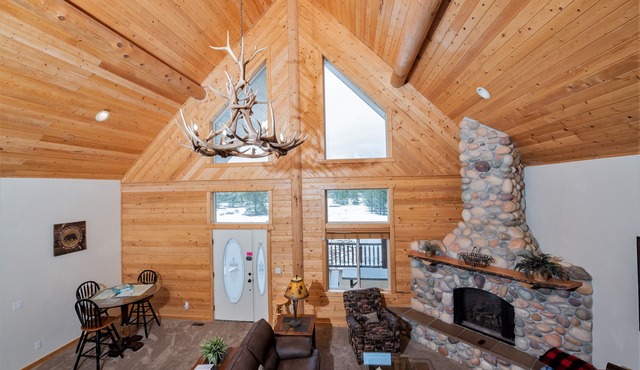 The Hideaway Lodge
