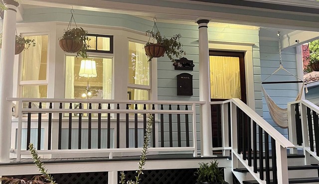 The Lanthorn House: Family Oasis in Central Portland