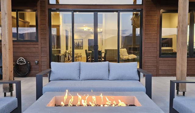 The Lodge at Canyon Loop, a Modern Mountain Home in the Heart of Teton Valley