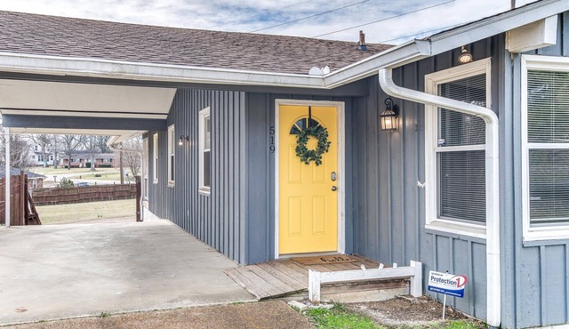 The Rosemary Villa - Close to Downtown Broadway
