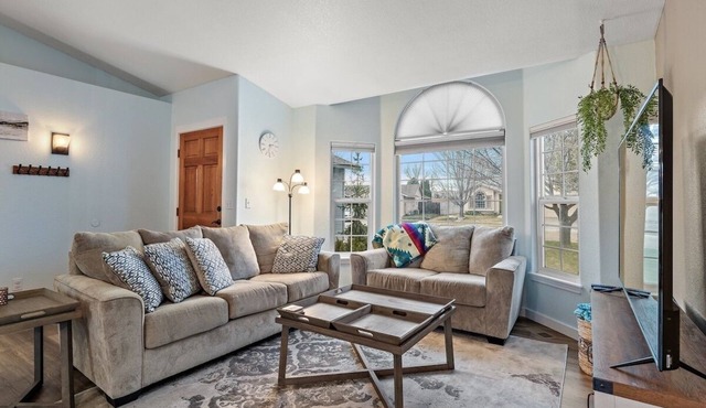 The Ulex by Host Boise - Cozy 3 Bed in SE Boise by Simplot Sports Complex