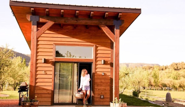Tiny House in Private Orchard w/AMAZING Mountain View! Between Zion and Bryce