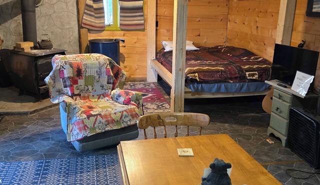 Tranquil cabin with WiFi in charming Wisdom,MT.nThe peace of mind is so quiet