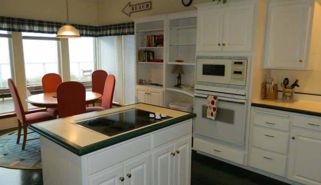 Tranquility Beach Hideaway Beachfront Escape in Sequim