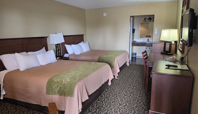Trappers Inn & Campground