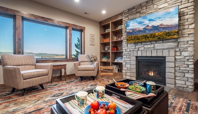 Trumpeter Swan Terrace-3 BR/2BA-BBQ-Firepit-Lakeview-20m 2 YNP-Great Views-Secluded-Bunk Beds